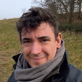 Sam Turner headshot